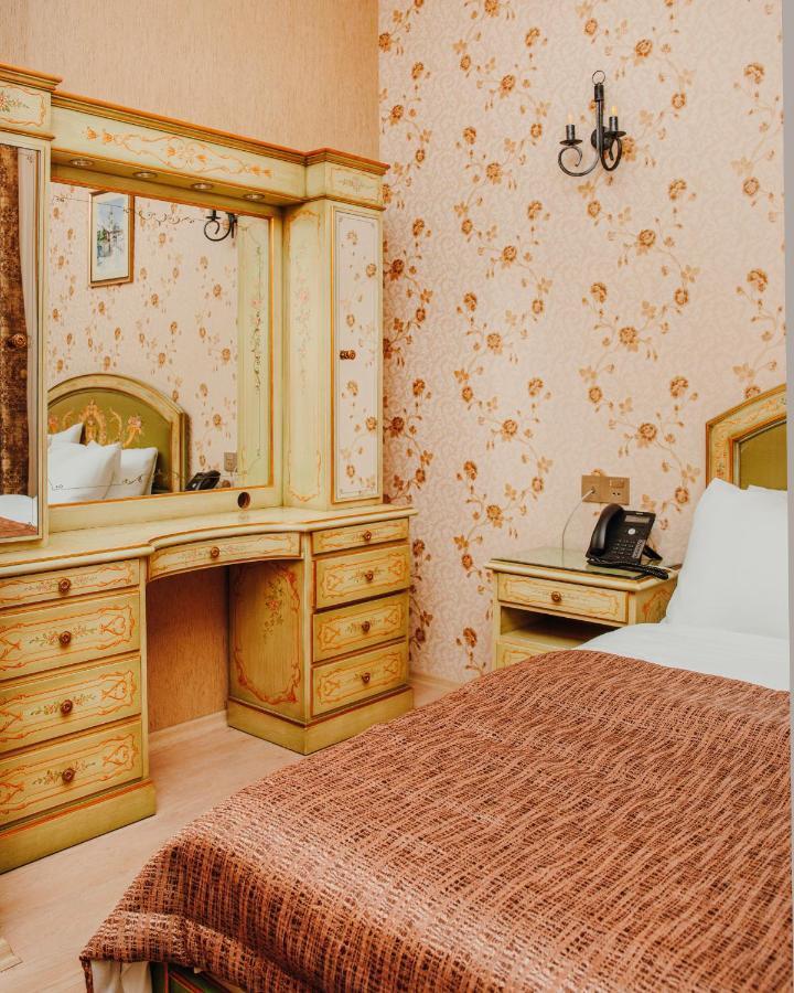 Chambers Old City Hotel Баку Экстерьер фото