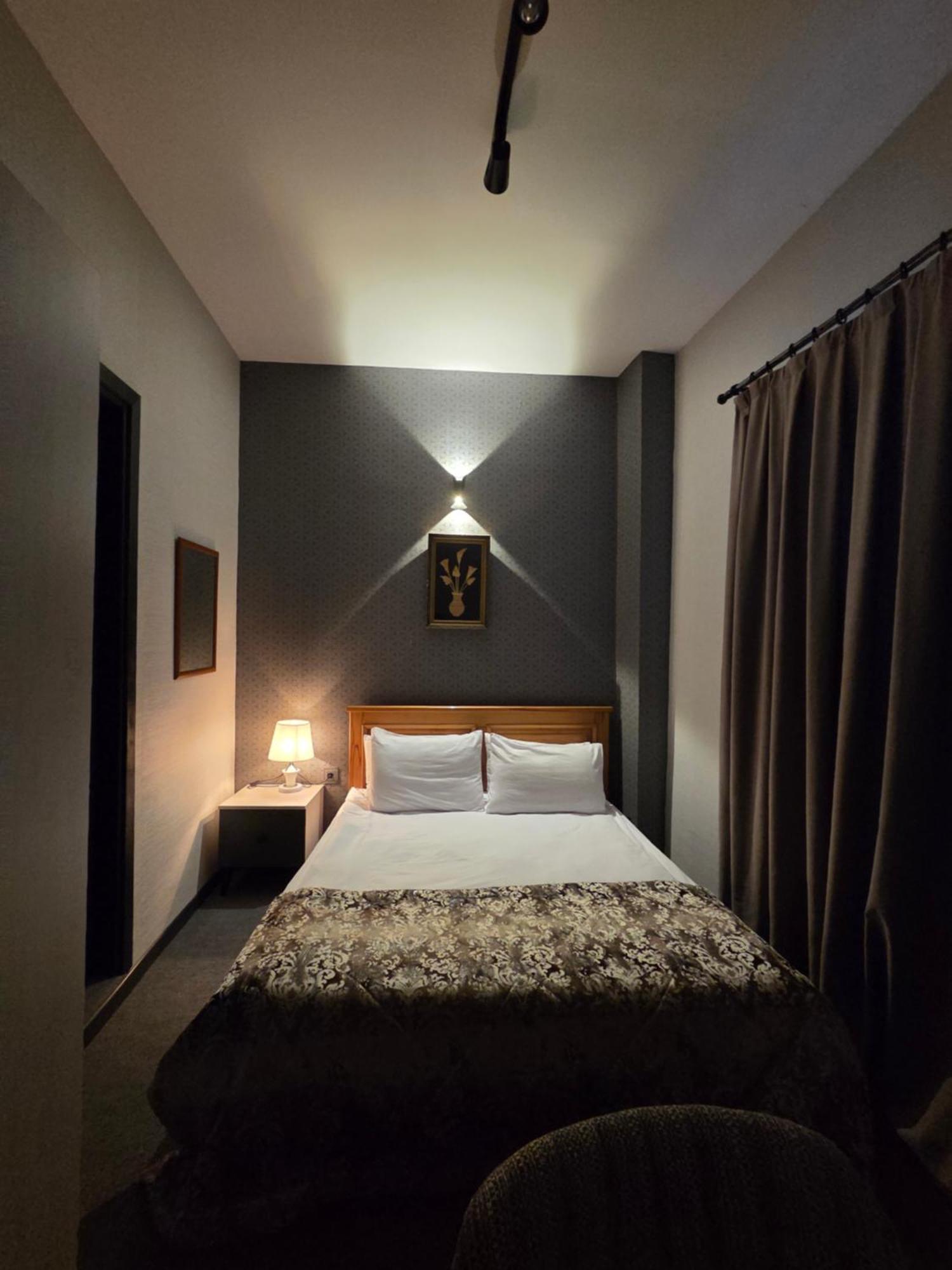 Chambers Old City Hotel Баку Экстерьер фото