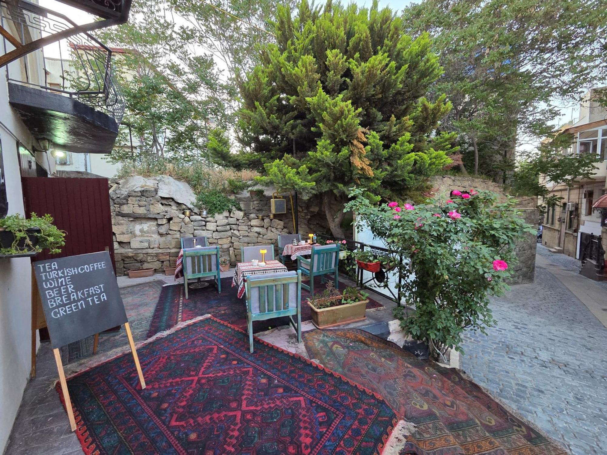 Chambers Old City Hotel Баку Экстерьер фото