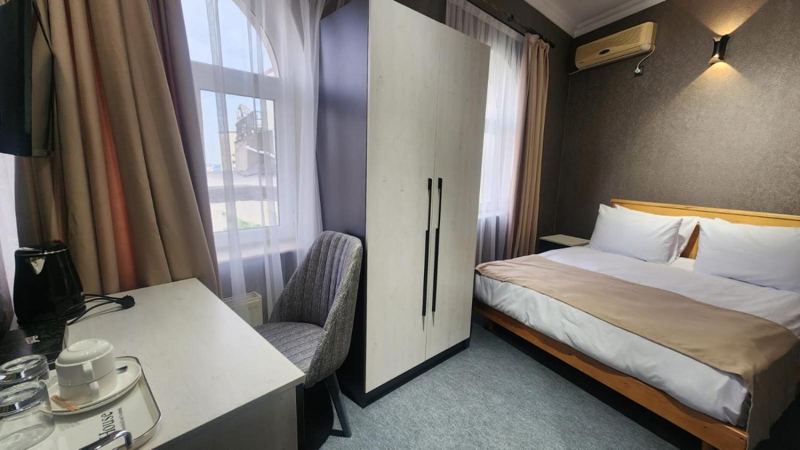 Chambers Old City Hotel Баку Экстерьер фото