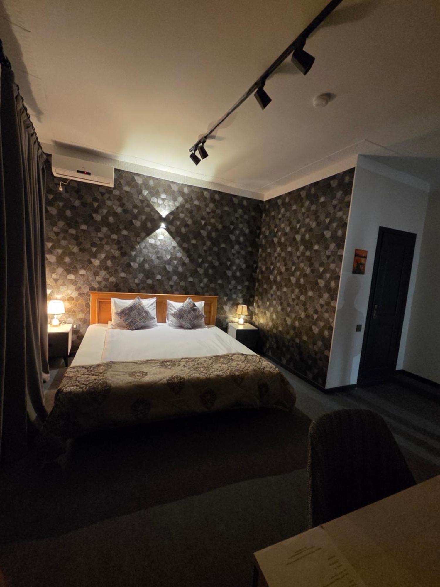 Chambers Old City Hotel Баку Экстерьер фото