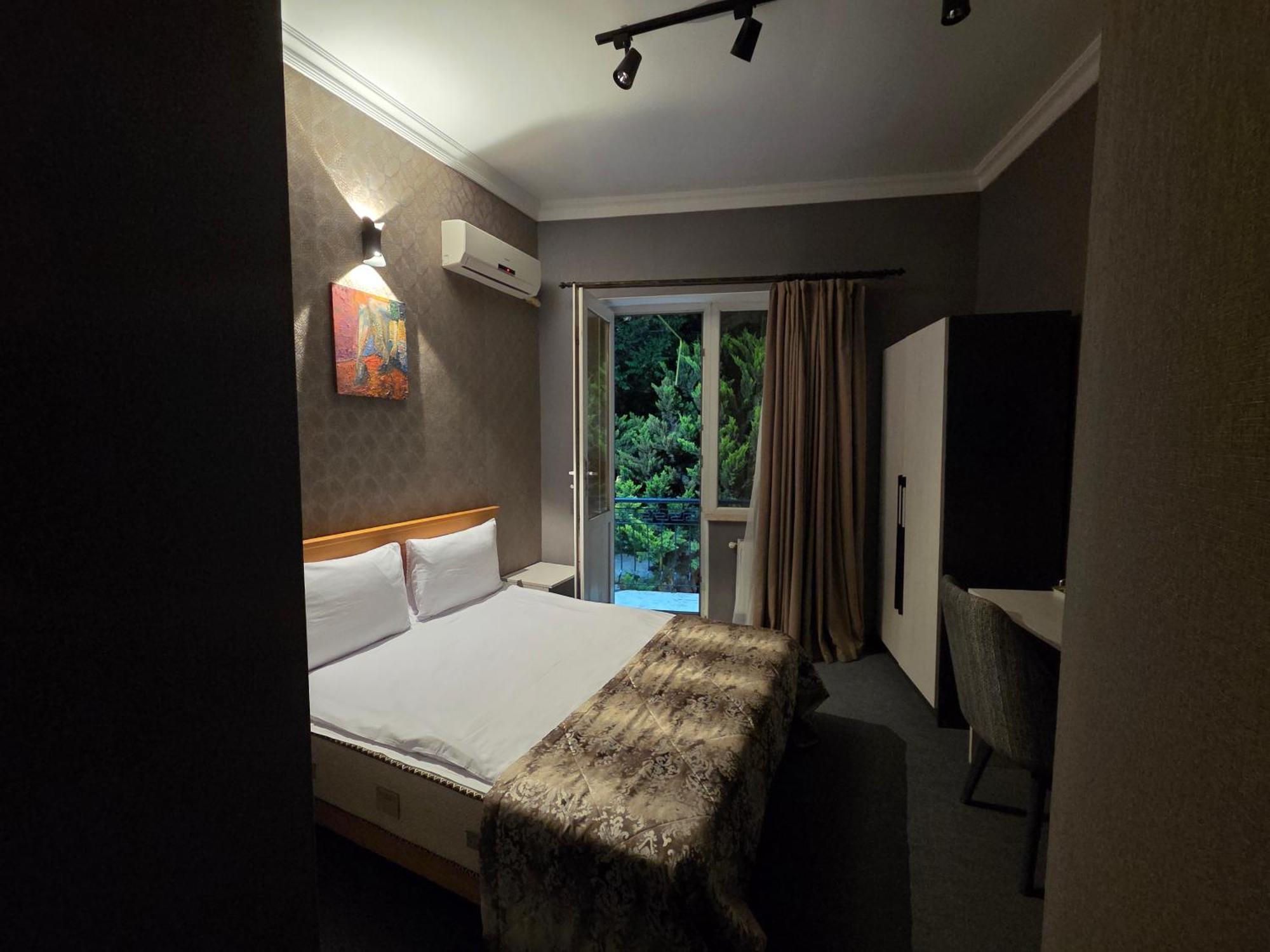 Chambers Old City Hotel Баку Экстерьер фото